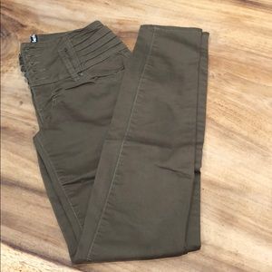 Hot Kiss army green skinny jeans